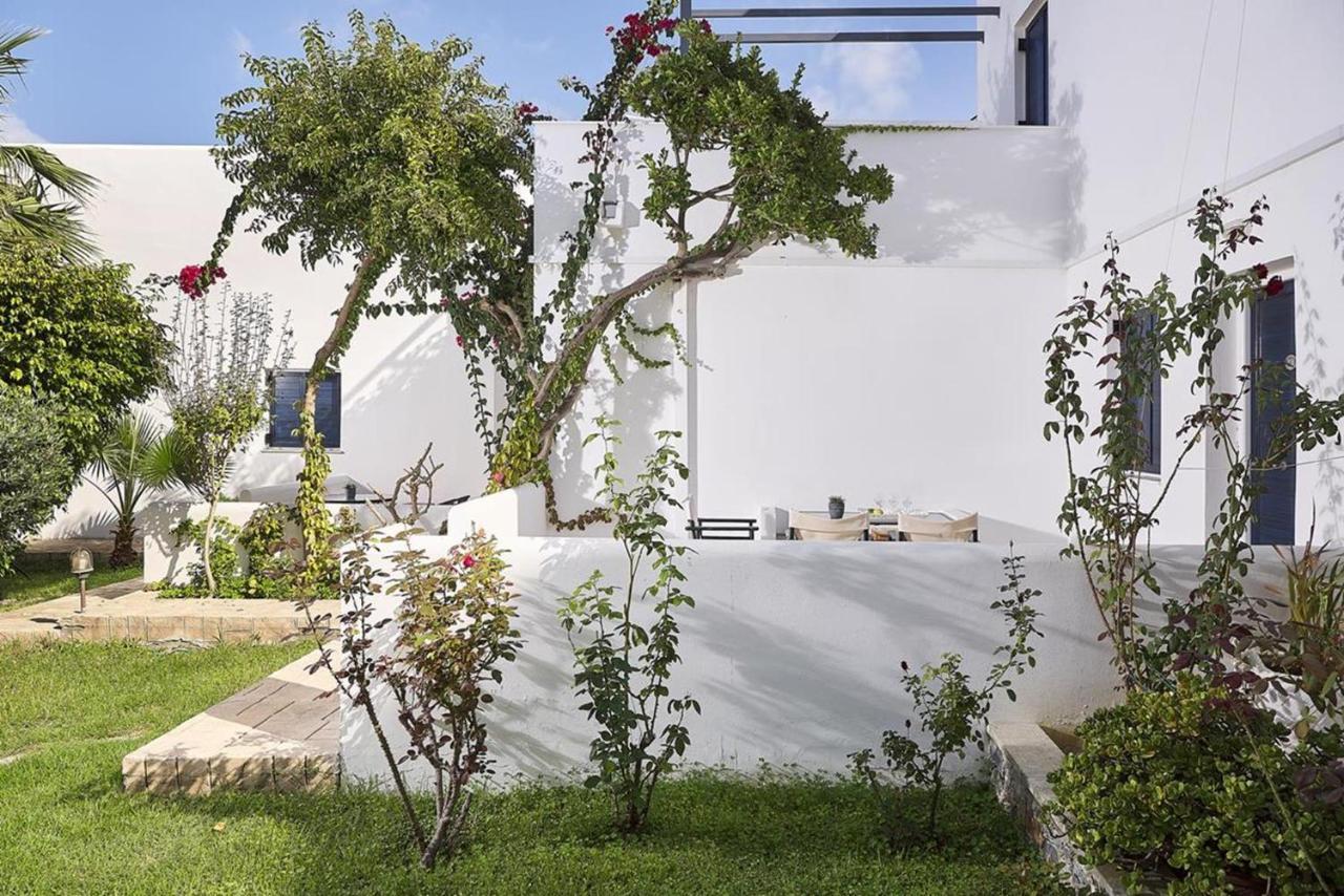 Eva Suites & Apartments Agia Marina Eksteriør billede