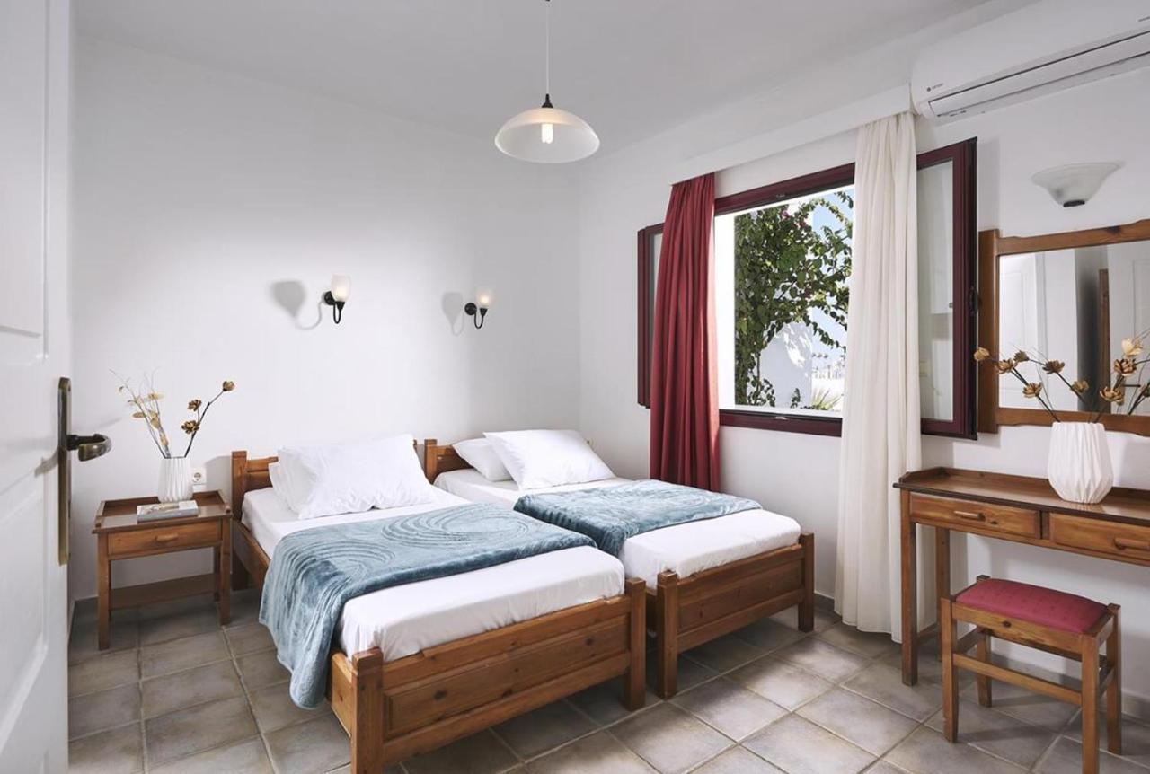 Eva Suites & Apartments Agia Marina Eksteriør billede